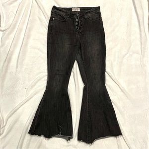 Free People Irreplaceable Black Flare Jeans Size 29
